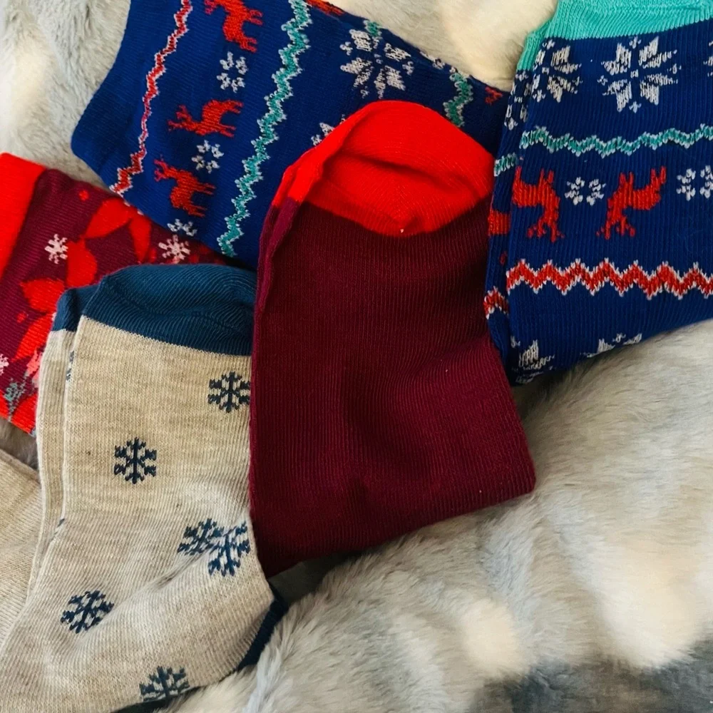 COLORFUL WINTER SOCKS 3 PAIRS